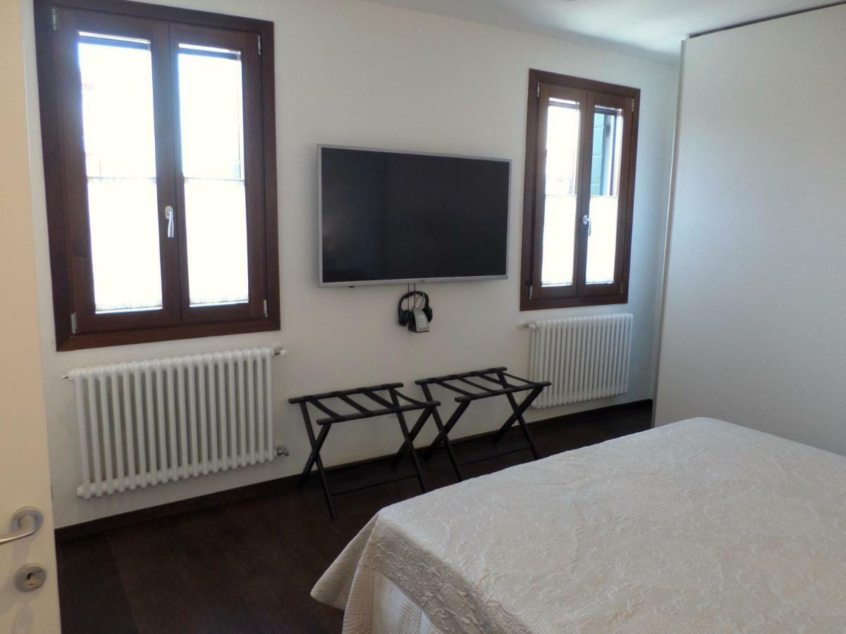 The Other Serenissima Apartment Venice Luaran gambar